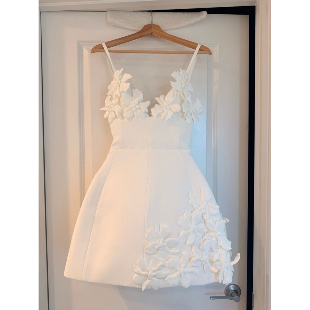 New BRONX BANCO Emma White Floral Appliqué Strap Mini Wedding Dress - Picture 4 of 15